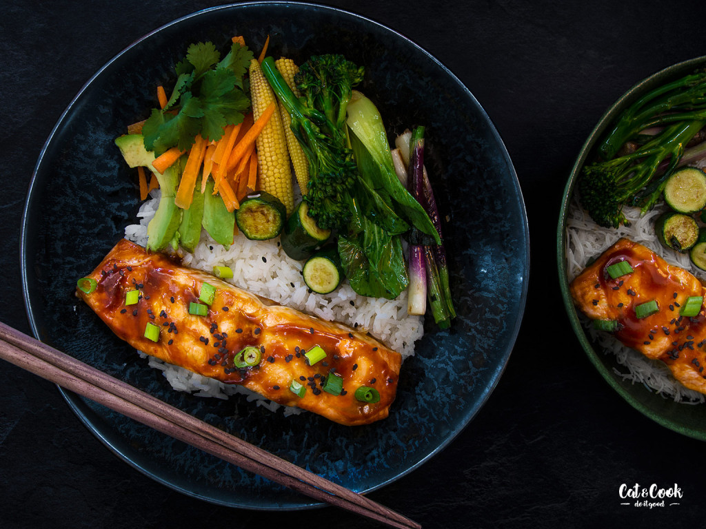 „Lochmuir“ losos teriyaki se zeleninou a jasmínovou rýží z M&S potravin